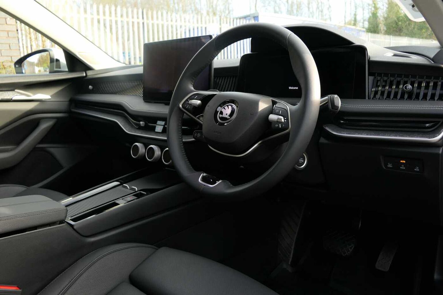 SKODA Superb 1.5 TSI e-TEC (150ps) SE L