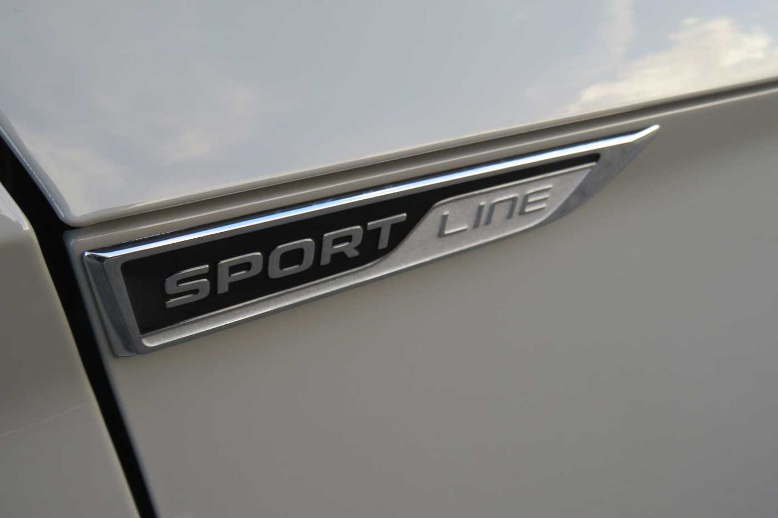 SKODA Superb 1.4 TSI (218ps) SportLine Plus iV DSG Est